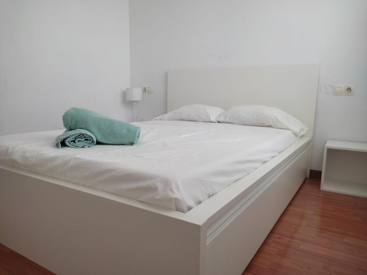 Ap4Us B1 - Apartment For Us - Sightseeing & Beach Near To Barcelona Бадалона Экстерьер фото